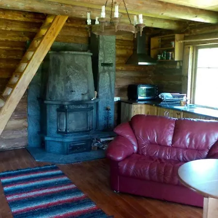 Holiday home Saunja Homestay